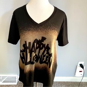 Happy Halloween Bats V-neck Black T-shirt Tee Bleach Dyed Custom Sz Large Spooky